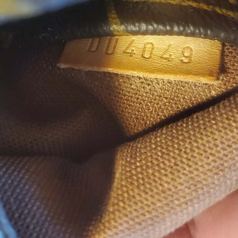 Louis Vuitton Bag With COA